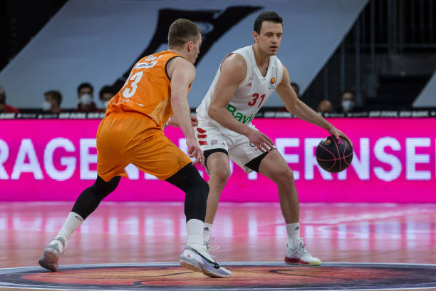 并融的跳水 并融的跳水