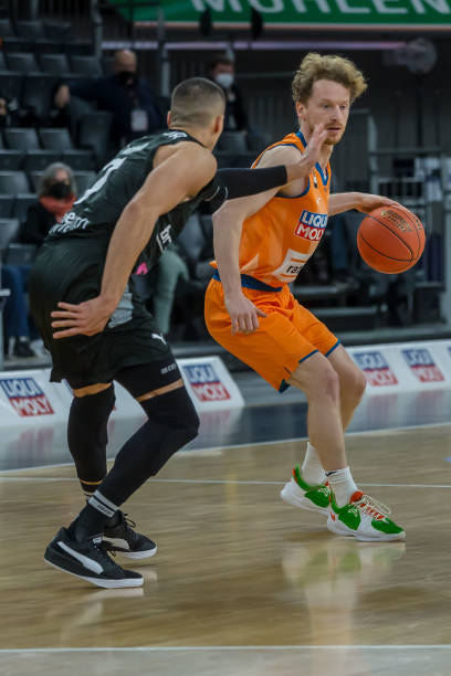 挡拆配合也 挡拆配合也